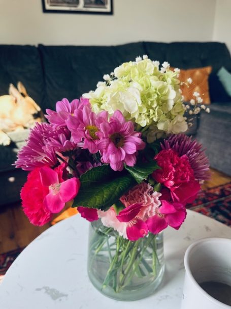 CUSTOM FLORAL DESIGN